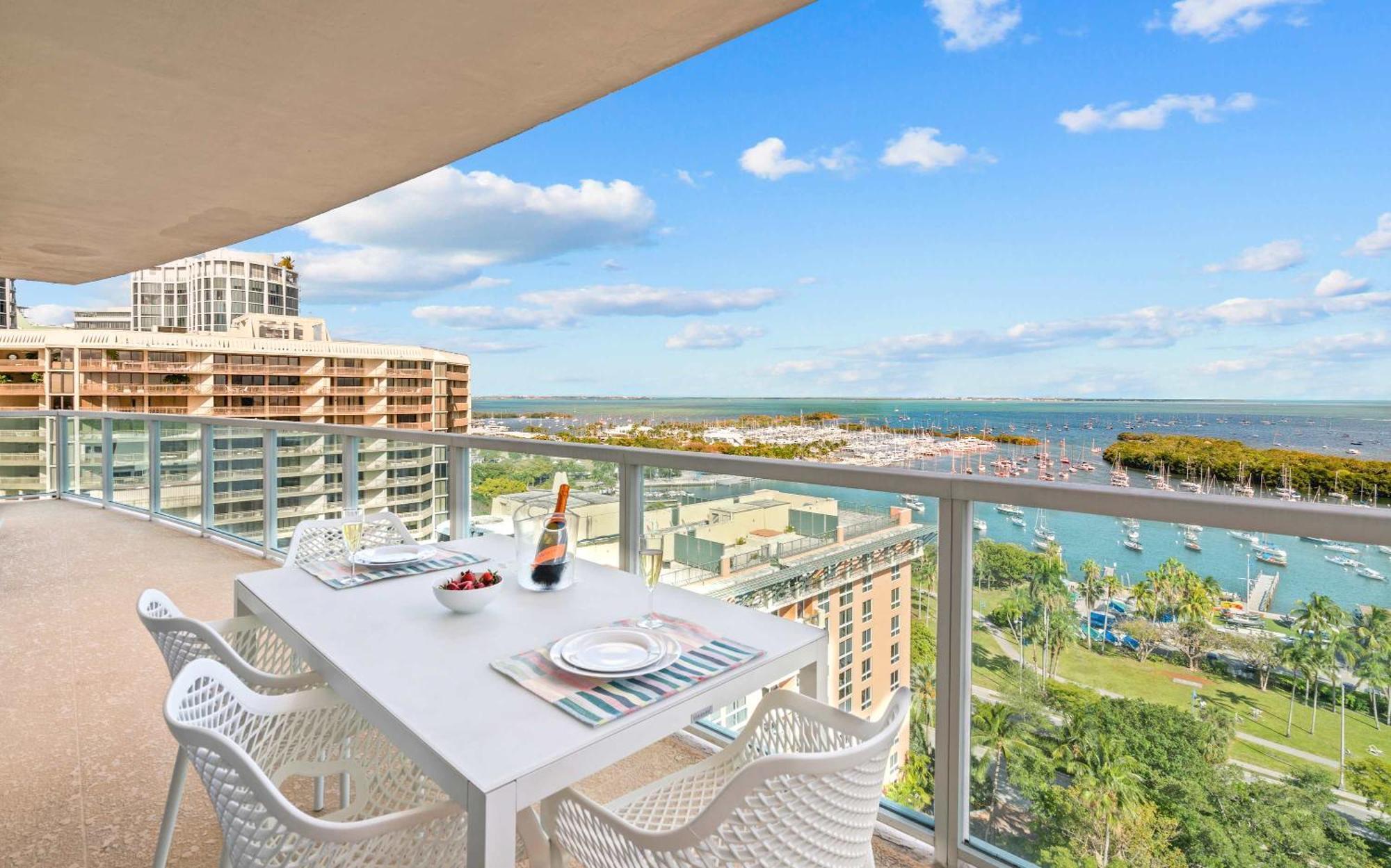 Mvr - Grove-s Near Everything Want Miami
